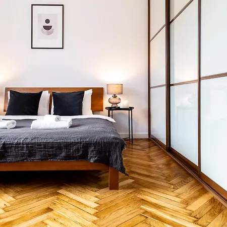 Househost Apartment: Jozefa 2/10 *