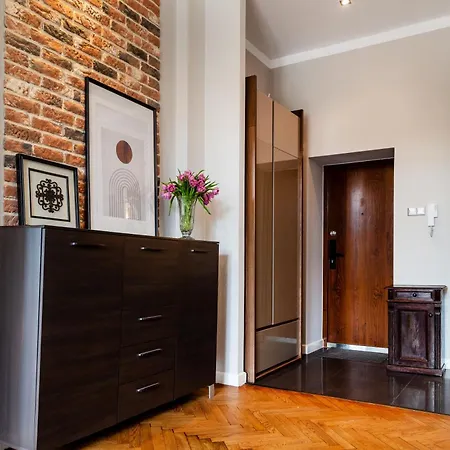 Househost Apartment: Jozefa 2/10 Apartment